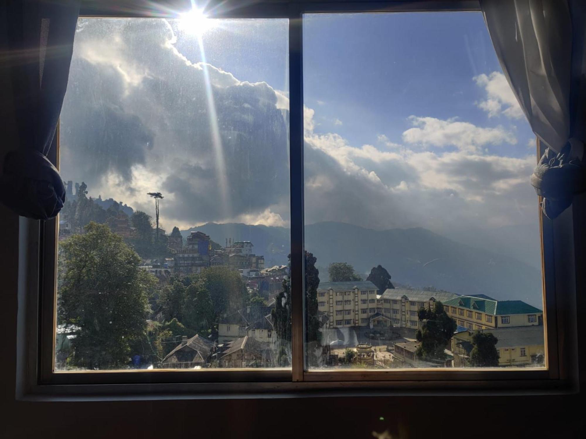Hotel Pitstop Darjeeling - Excellent Service Recommended & Couple Friendly Εξωτερικό φωτογραφία